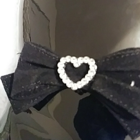 Boots - Picture 8 of 8